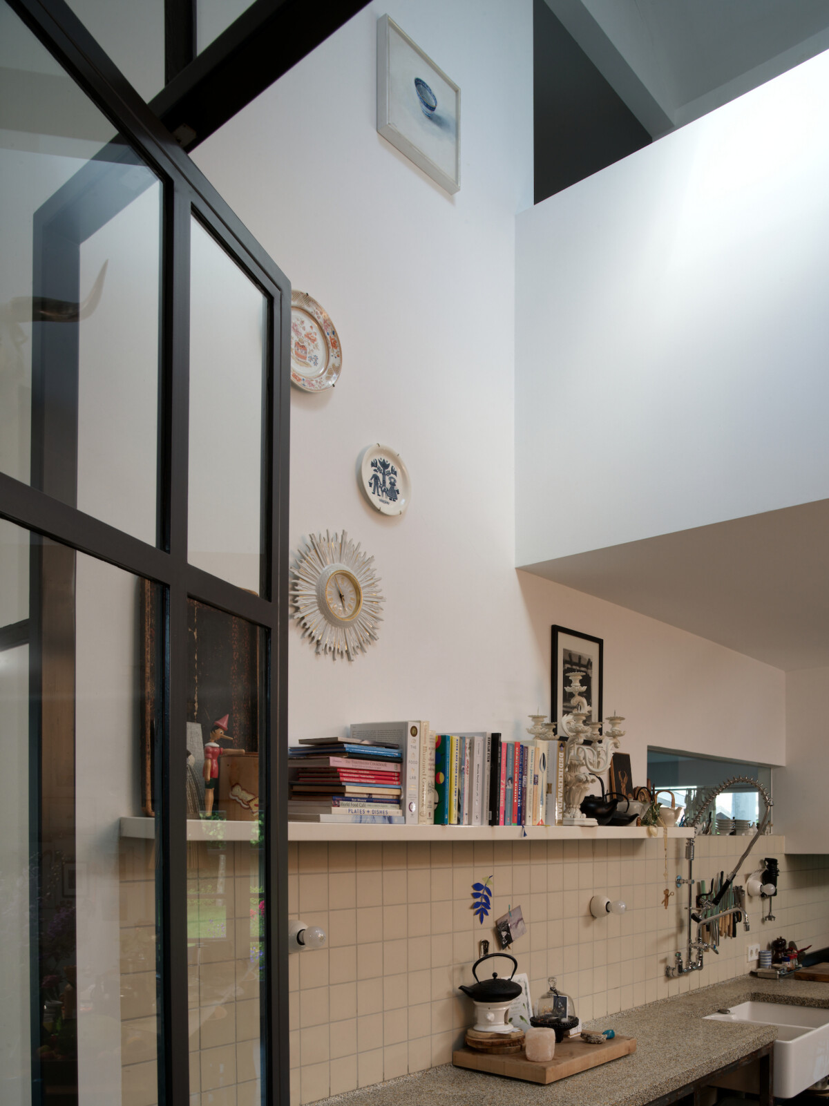 Benning Gladkova DQG 0187